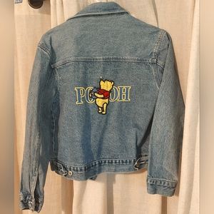 🍯Winne the pooh🍯 cute, vintage jean jacket. Lightly worn, in great condition.